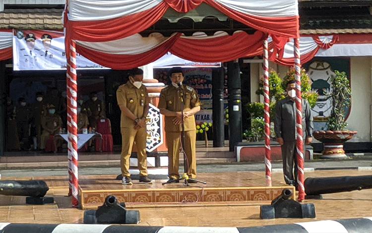 Pemkab Kotim Gelar Apel Bersama Berakhirnya Masa Jabatan Bupati dan Wakil Bupati, Ini Kata Supian Hadi