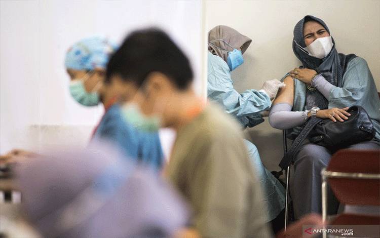 Menteri Kesehatan: Kasus COVID-19 pada Tenaga Kesehatan Cenderung Menurun