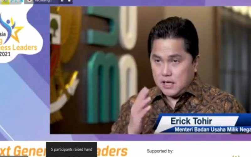 Menteri BUMN Erick Thohir pada saat memberikan sambutan pada ajang Indonesia Young Business Leaders Award ( IYBLA) 2021 yang diselenggarakan secara virtual, Kamis. (foto : ANTARA/Risbiani Fardaniah)