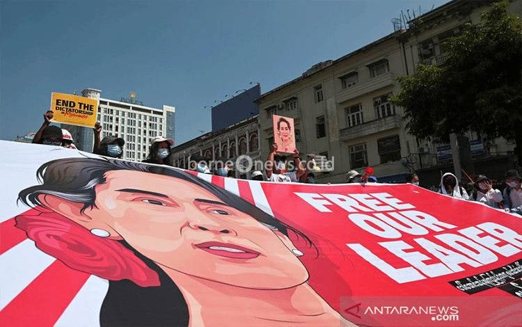 Inggris Beri Sanksi Para Jenderal Myanmar Setelah Kudeta Militer
