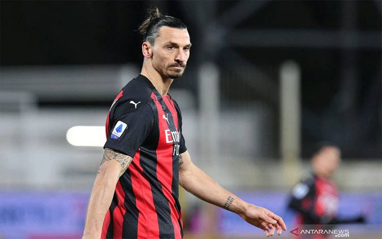 Zlatan Ibrahimovic Dikabarkan Sudah kembali Berlatih Bersama AC Milan