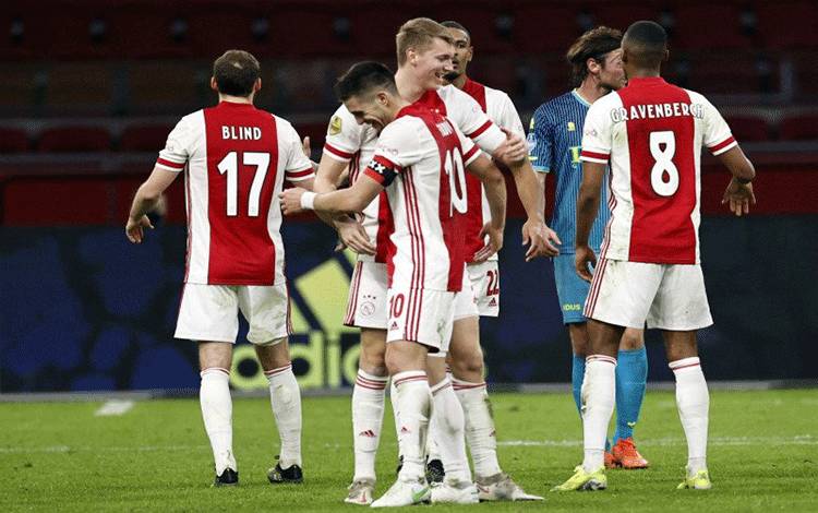 Ajax Ukir Kemenangan Beruntun Ketujuh Usai Benamkan Sparta 4-2