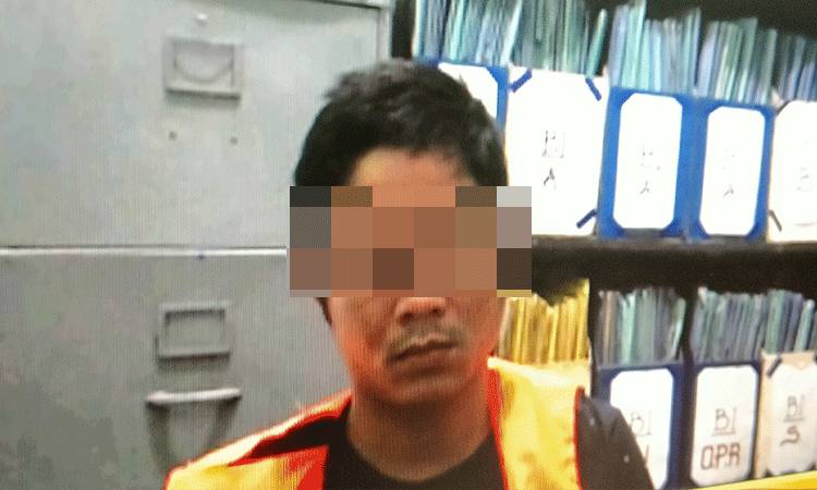 Saat Mau Buka Pintu Terkejut Sudah Dalam Kondisi Rusak, Saat Buka CCTV Ternyata.....