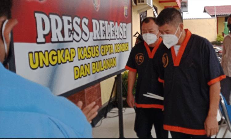 Dua WNA Asal China Ditangkap Polisi Terkait Dugaan Tambang Ilegal di Desa Sambi