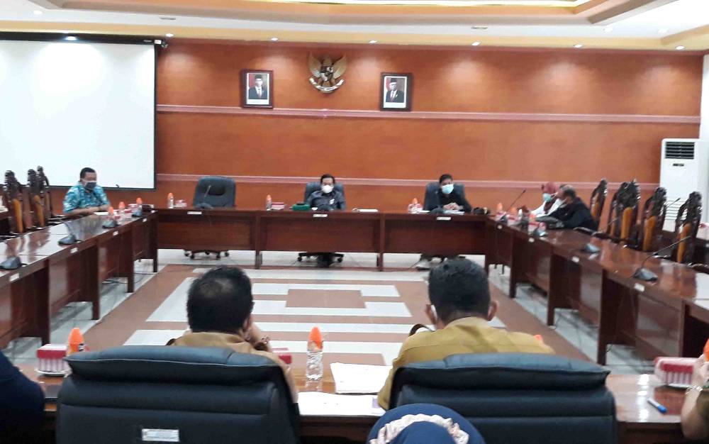 Tanggapi Keluhan Warga Terkait Elpiji 3Kg, DPRD Kapuas Lakukan RDP dengan Eksekutif