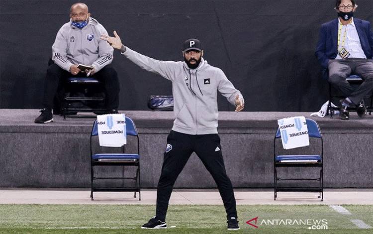 Thierry Henry Mundur dari Montreal di Tengah Isu Tawaran Bournemouth