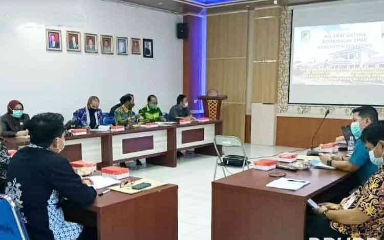 Sharing Anggota Komisi III DPRD Tabalong, Kalsel dengan Dinas PUPR Barito Utara