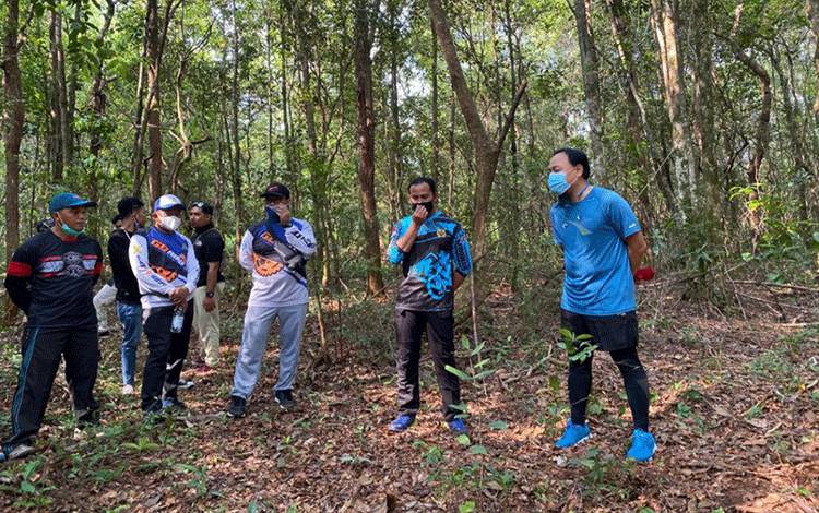 Komunitas Sepeda Apresiasi Lanud Iskandar Buka Jalur Trek Sepeda di Hutan Auri