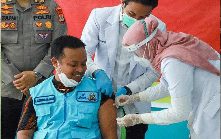 Pengamat: Andi Sudirman Paling Diuntungkan Kasus Gubernur Sulsel