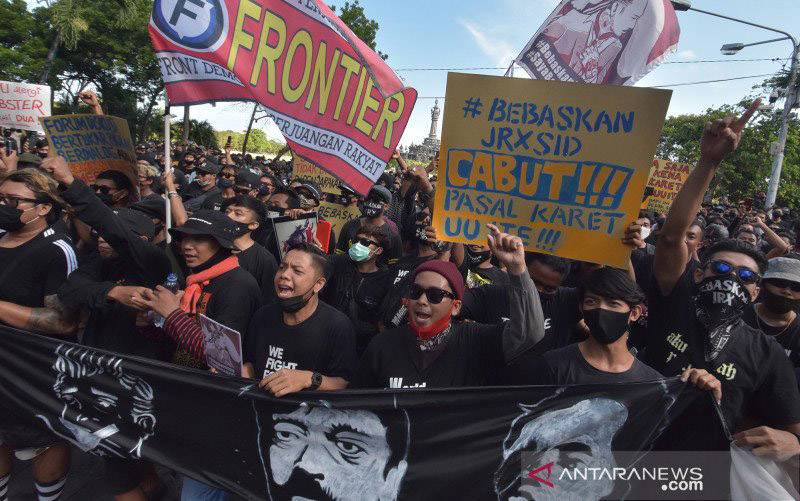 Fraksi PAN Dorong Revisi UU ITE Menjadi Inisiatif Pemerintah