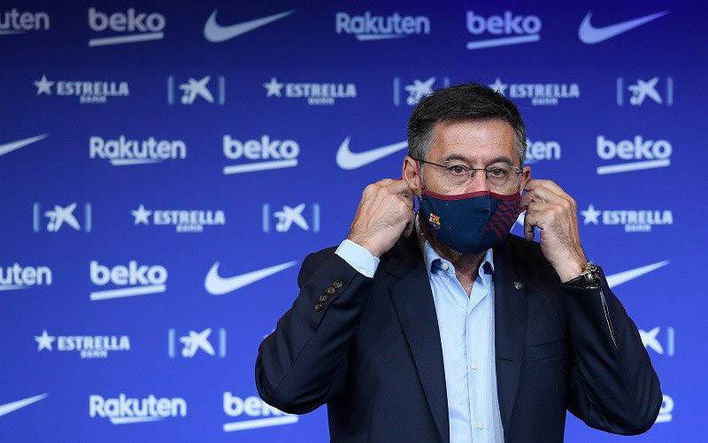 Kantor Manajemen FC Barcelona Digeledah Polisi, Mantan Presiden Ditangkap