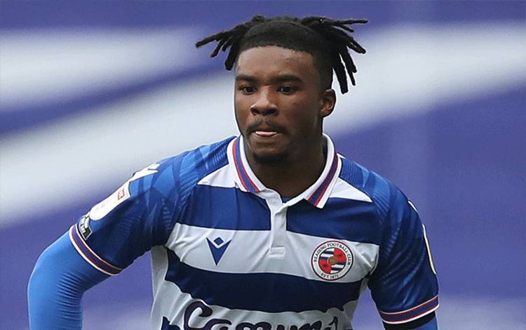 Omar Richard telah menyetujui persyaratan pra-kontrak dengan Bayern Munchen.(skysports.com)