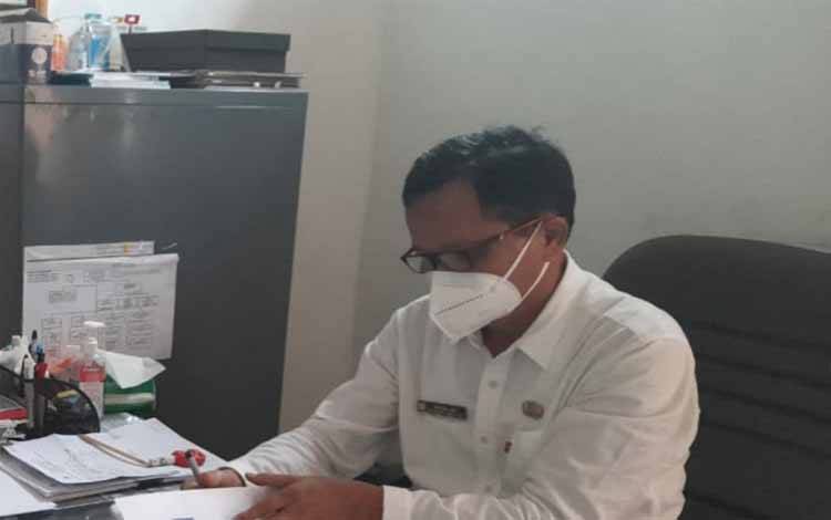 Kepala Distransnakop dan UKM Kabupaten Gumas, Sudin
