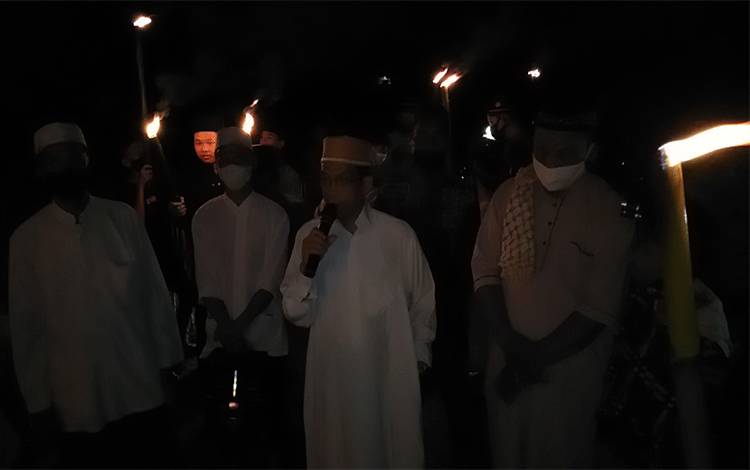Warga Petuk Katimpun Gelar Tolak Bala Memohon Keselamatan