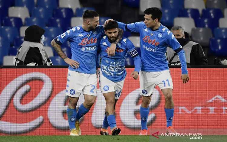 Lorenzo Insigne Antar Napoli Bekap Bologna 3-1