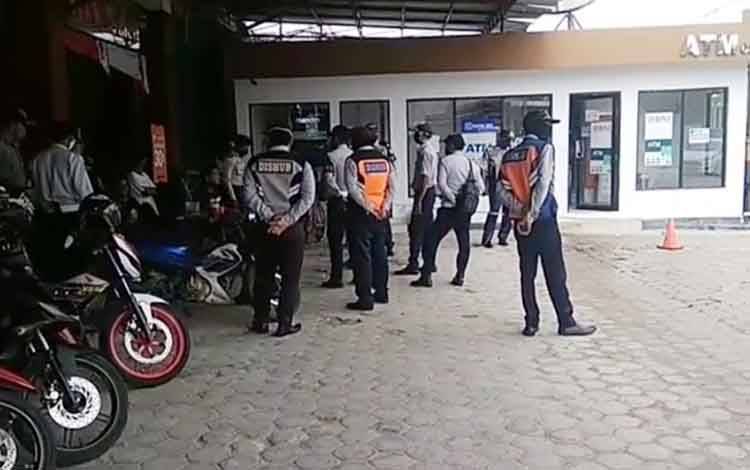 Laporkan Jika Dipungut Parkir di ATM, ini Nomornya
