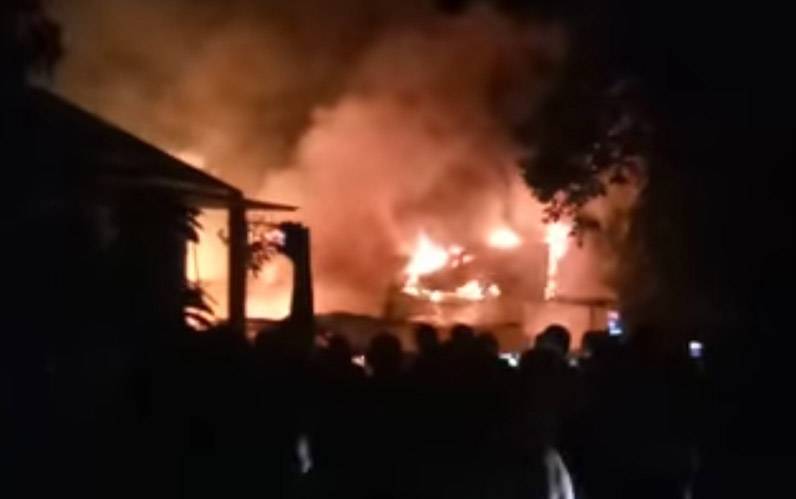 Kebakaran rumah di Kelurahan Madurejo, Kecamatan Arut Selatan, Senin 8 Maret 2021 sekitar pukul 20.30 WIB.
