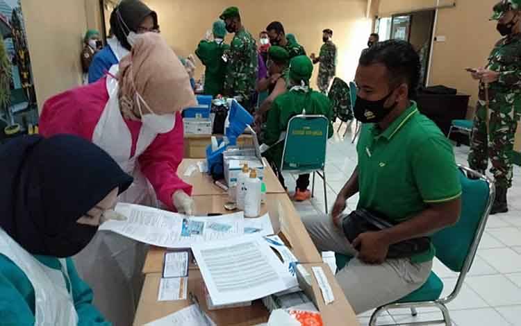Dandim 1011 Kuala Kapuas Imbau Personel Setelah Divaksin Tetap Terapkan Prokes
