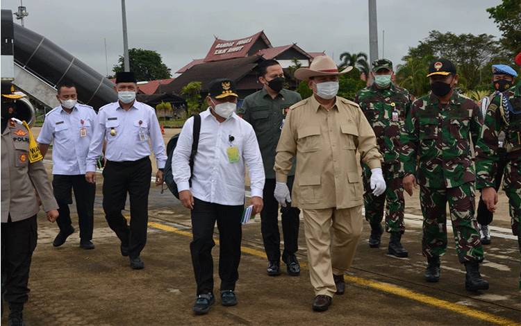 Menhan Prabowo ke Kalteng Tinjau Food Estate Gunung Mas