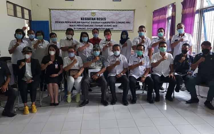 Berbagai Usulan Disampaikan Saat Reses DPRD Gunung Mas
