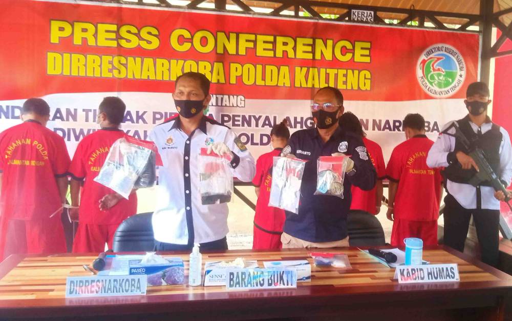 Polda Kalteng Ringkus 6 Tersangka Kasus Sabu, Wah Barbuknya Segini....