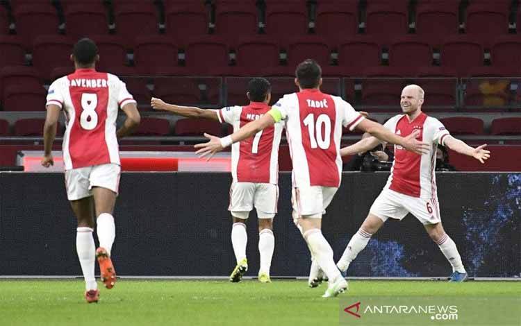 Ajax Menang Telak Leg Pertama Kontra Young Boys