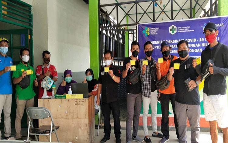Cegah Covid-19, Anggota PWI Katingan Divaksin