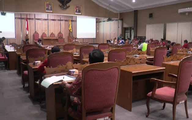 Rapat Bapemperda DPRD Kotim.