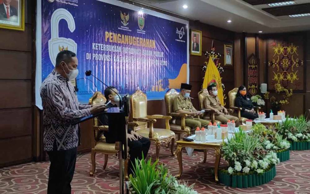 Penganugrahan keterbukaan informasi badan publik di Kantor Gubernur Kalteng, Senin, 15 Maret 2021.