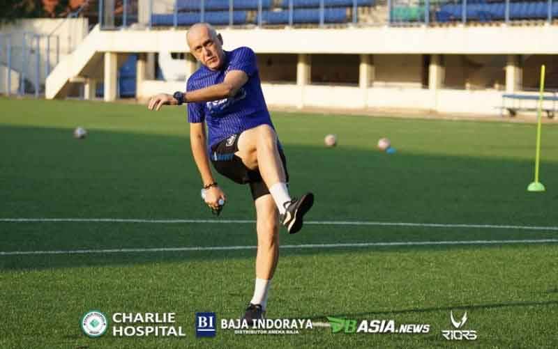 Dragan Tiba di Jakarta, Tak Sabar Latih PSIS