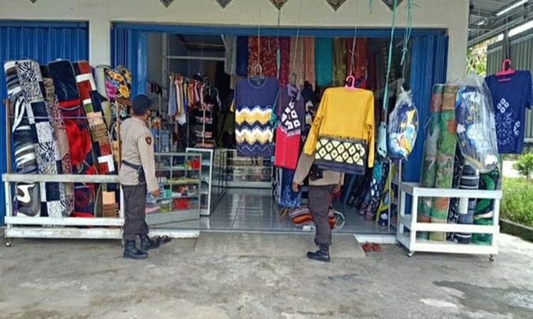 Antisipasi Kriminalitas, Polsek Kapuas Murung Patroli Sasar Komplek Pertokoan