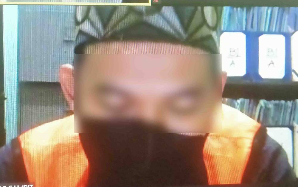 Teman Pulang dari Pontianak Diberi Oleh-oleh Buat Geleng-geleng Kepala