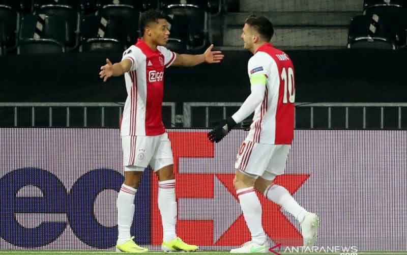 Ajax dan Villarreal Melenggang Mulus ke Perempat Final Liga Europa