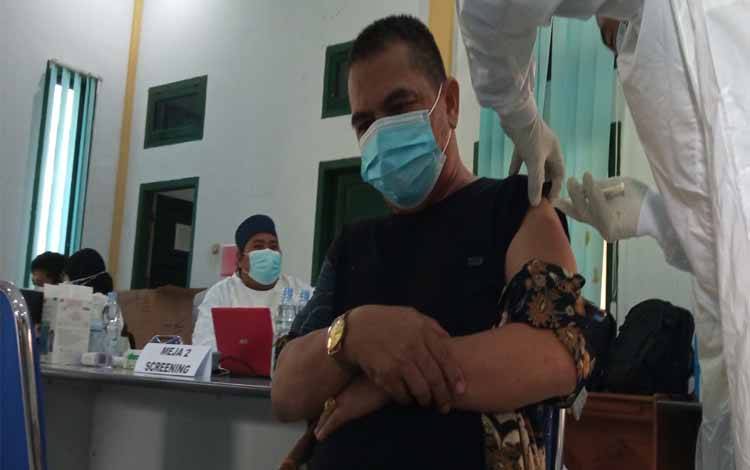 2.302 Target di Kobar Ikuti Vaksinasi Massal yang Digelar Provinsi Kalteng