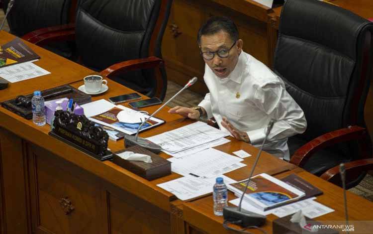 Revisi UU ITE dan KUHP Khususnya Konstruksi Pasal Pencemaran Nama Baik