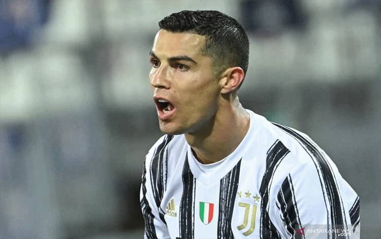 Pavel Nedved: Cristiano Ronaldo Tak akan Kemana-mana Musim Ini