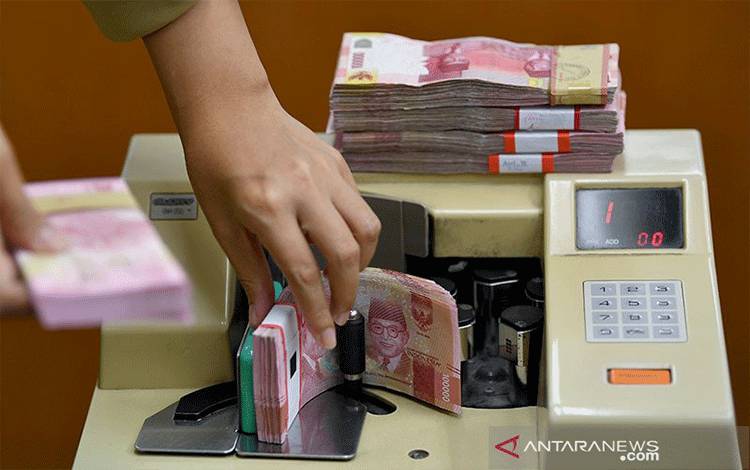 Rupiah Diperkirakan Melemah Seiring Menguatnya Data Tenaga Kerja AS