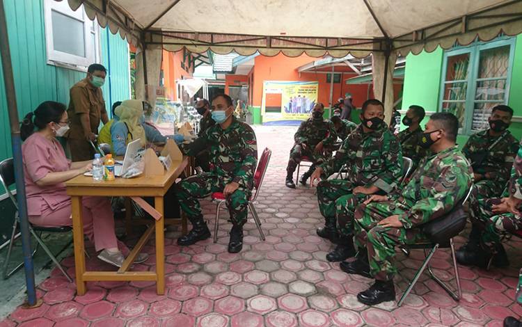 Vaksinasi Dosis II untuk Personel Kodim 1014 Pangkalan Bun Berjalan Lancar