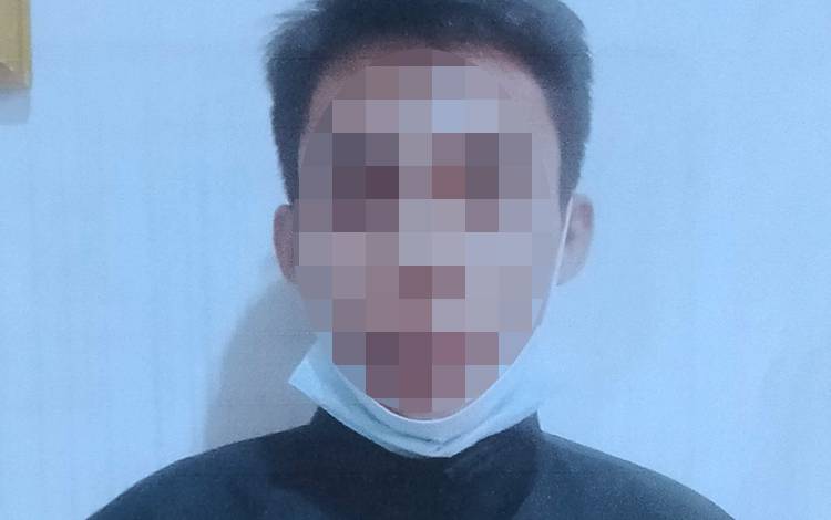 Tersangka Kurir Sabu Mengaku Tidak Pernah Bertemu Bandar, Hanya Komunikasi Via Ponsel