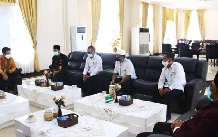 Bupati Minta LPTQ Barito Utara Manfaatkan Anggaran dengan Efisien dan Efektif