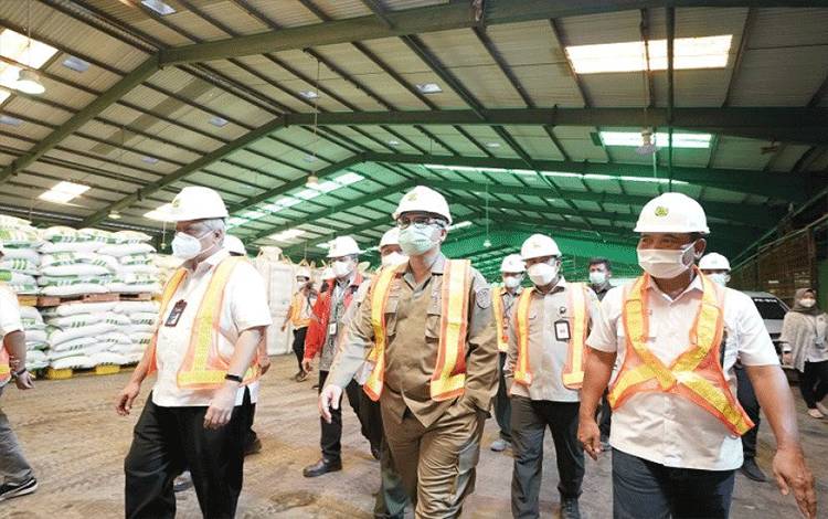 Wamentan: Stok Pupuk Subsidi Sangat Cukup Segera Distribusi