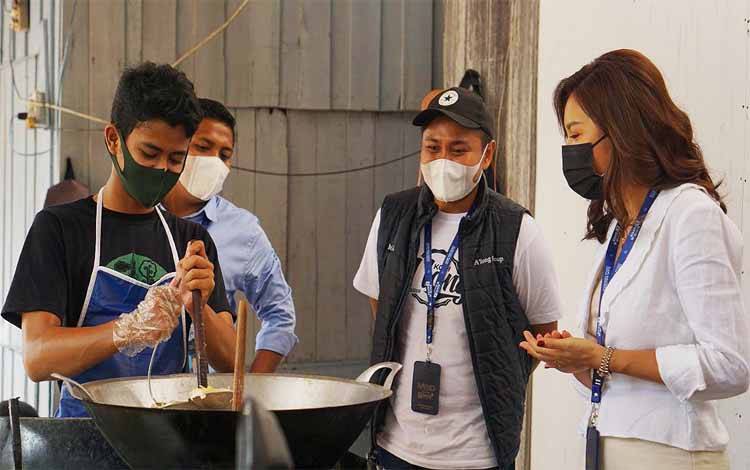 CEO Klinik Bisnis Kunjungi UMKM Binaan di Palangka Raya