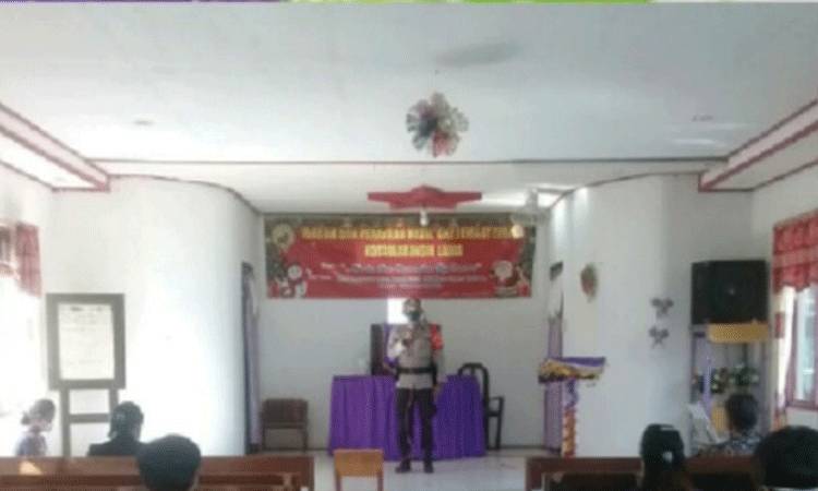 Personel Polsek Kolam Imbau Jemaat Gereja Disiplin Prokes Saat Ibadah Minggu