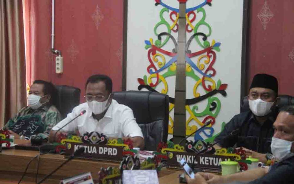 DPRD dan Pemko Palangka Raya Paripurnakan LKPJ 2020