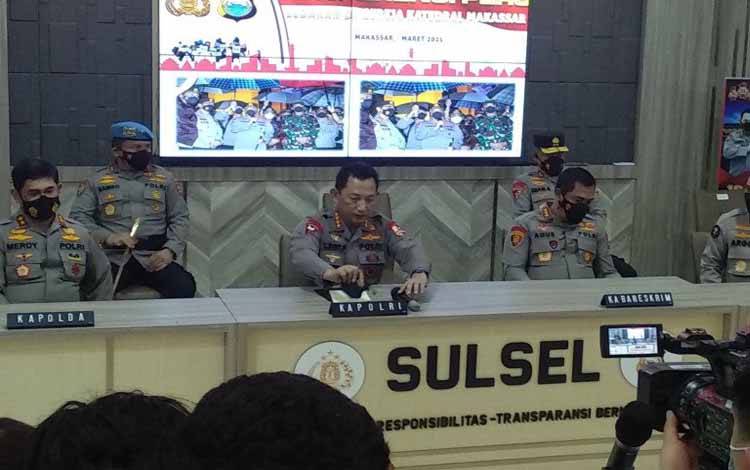 Densus Tangkap 4 Tersangka Teroris di Makassar