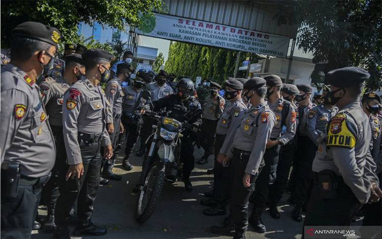 PN Jakarta Timur Kembali Buka Layanan Streaming Sidang Habib Rizieq Shihab