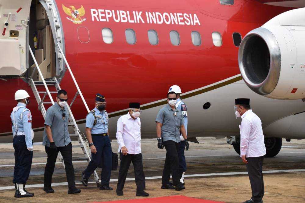 Kedatangan Wapres Ma'ruf Amin Disambut Gubernur Kalteng