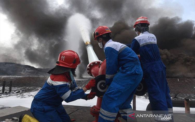 Pertamina Diminta Evaluasi Menyeluruh Kebakaran Kilang Minyak Balongan