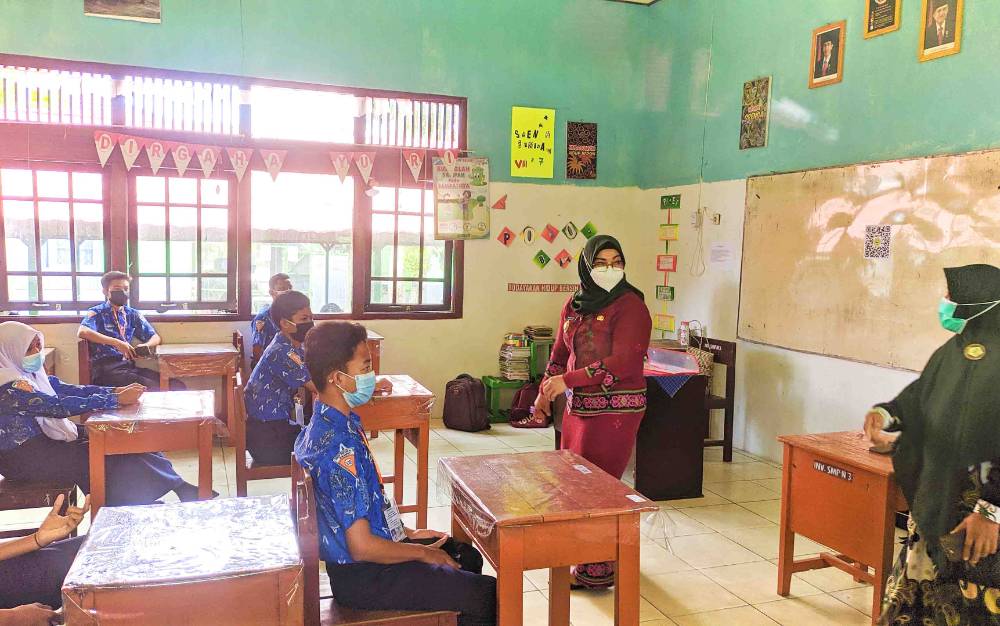 Wakil Bupati Kotim Pantau Ujian Sekolah Tatap Muka Tingkat SMP