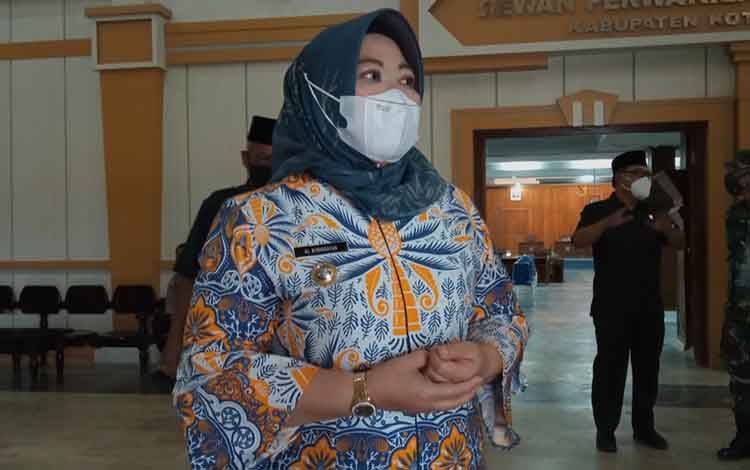 Bupati Kobar Harapkan Guru dan Siswa Segera Mendapatkan Vaksinasi Covid-19